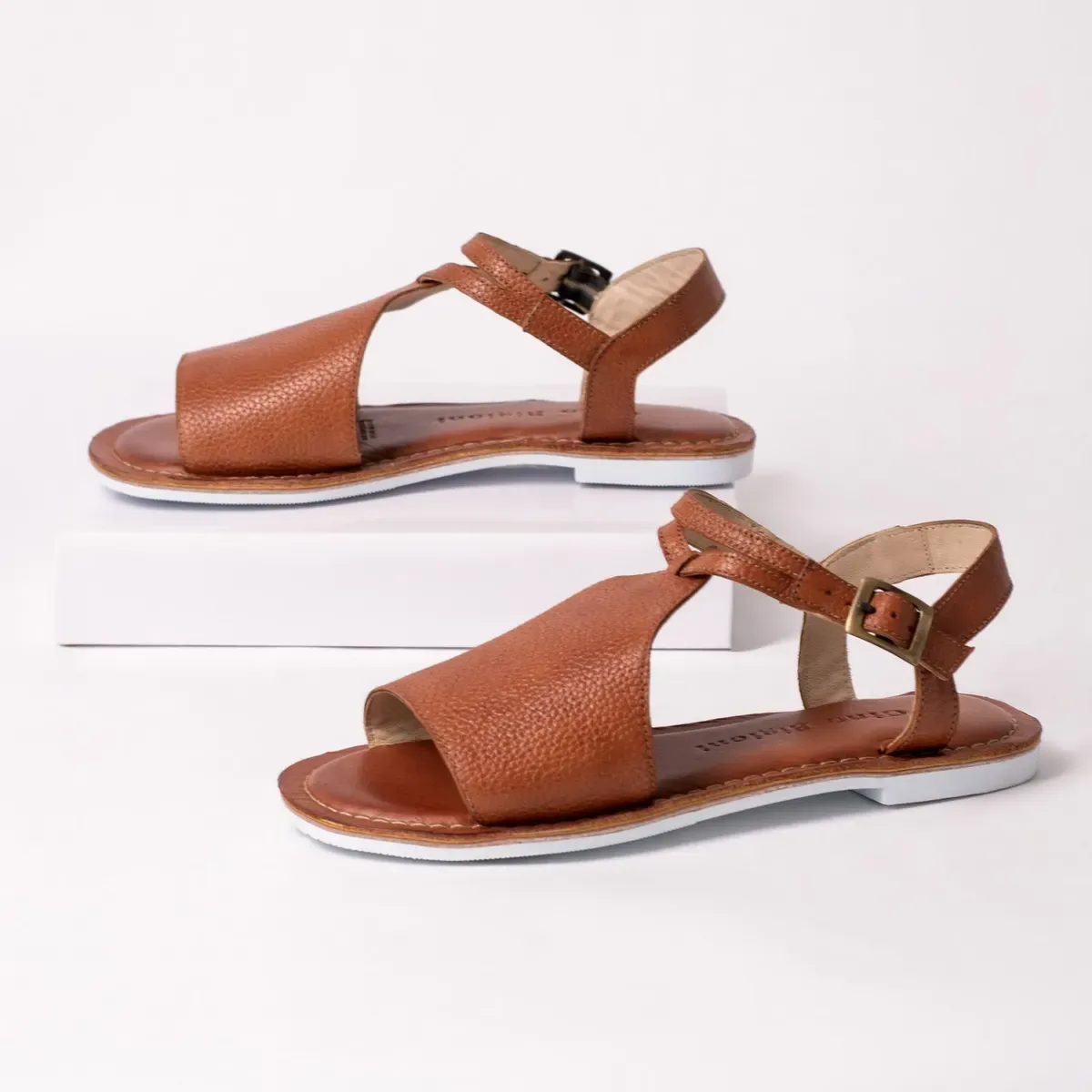 Handmade leather sandals, photo 1 of 3 (sample photo)