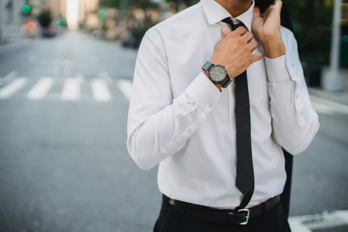 School uniform set (shirt and tie), photo 1 of 3 (sample photo)