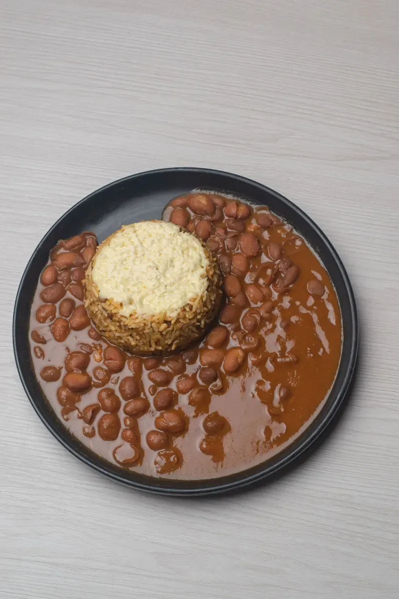Wali maharage (rice and beans), photo 1 of 2 (sample photo)