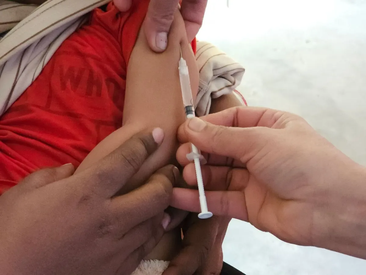 Children's immunisation clinic, photo 1 of 3 (sample photo)